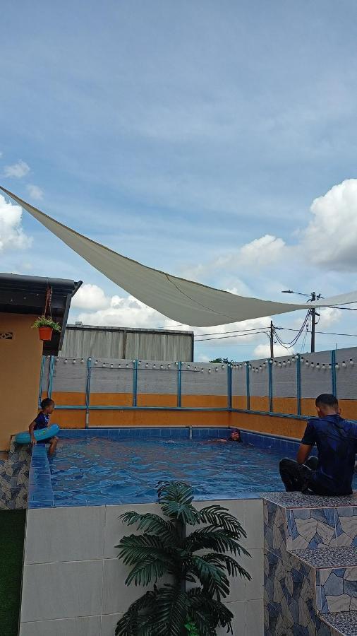 Ns Homestay Private Pool Tanah Merah  Εξωτερικό φωτογραφία