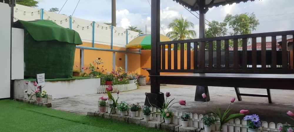 Ns Homestay Private Pool Tanah Merah  Εξωτερικό φωτογραφία